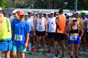 Darek Andrzejczak przed startem półmaratonu.